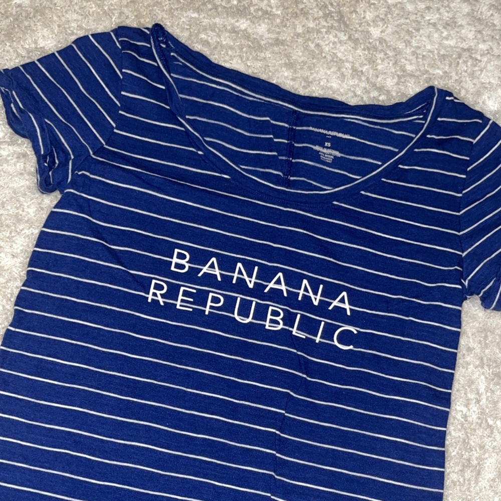 Blue and white banana republic top
